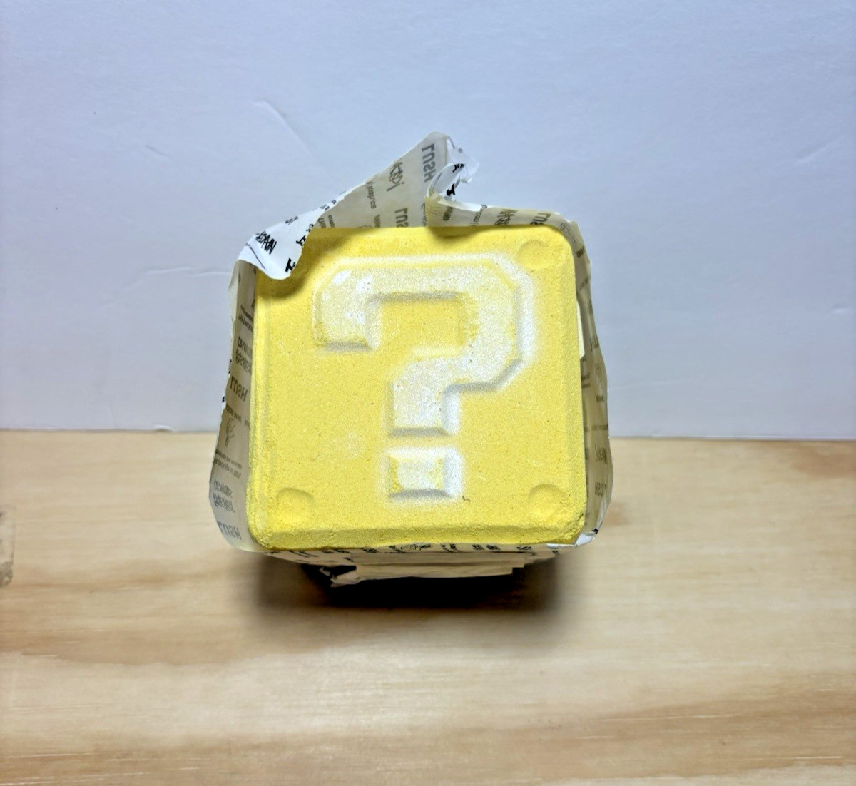 Lush x Super Mario Mystery Block Bath Bomb Very Rare Luigi Mario Yoshi Peach