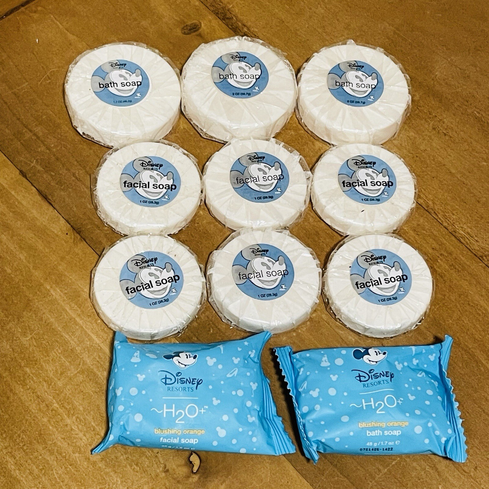 Walt Disney Resorts Bath & Facial Soap Mickey Lot of 11 Bars H2O 2oz 1oz Cakes