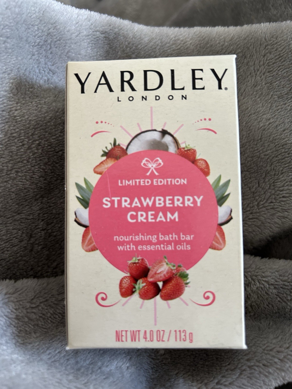 Lot Of 6 Yardley London Strawberry Cream Limited Edition Bath Bar, 4oz