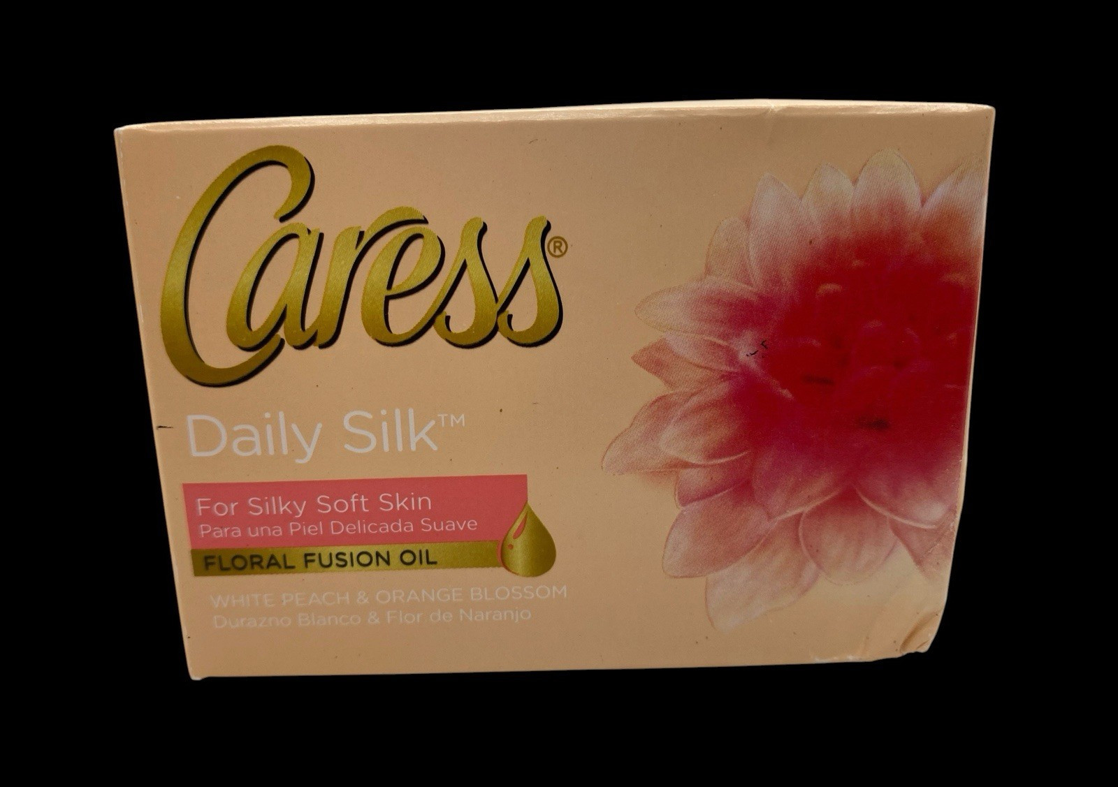 Caress Daily Silk Beauty Bar Soap 4oz Silky Soft Skin Floral Fusion Oil NOS