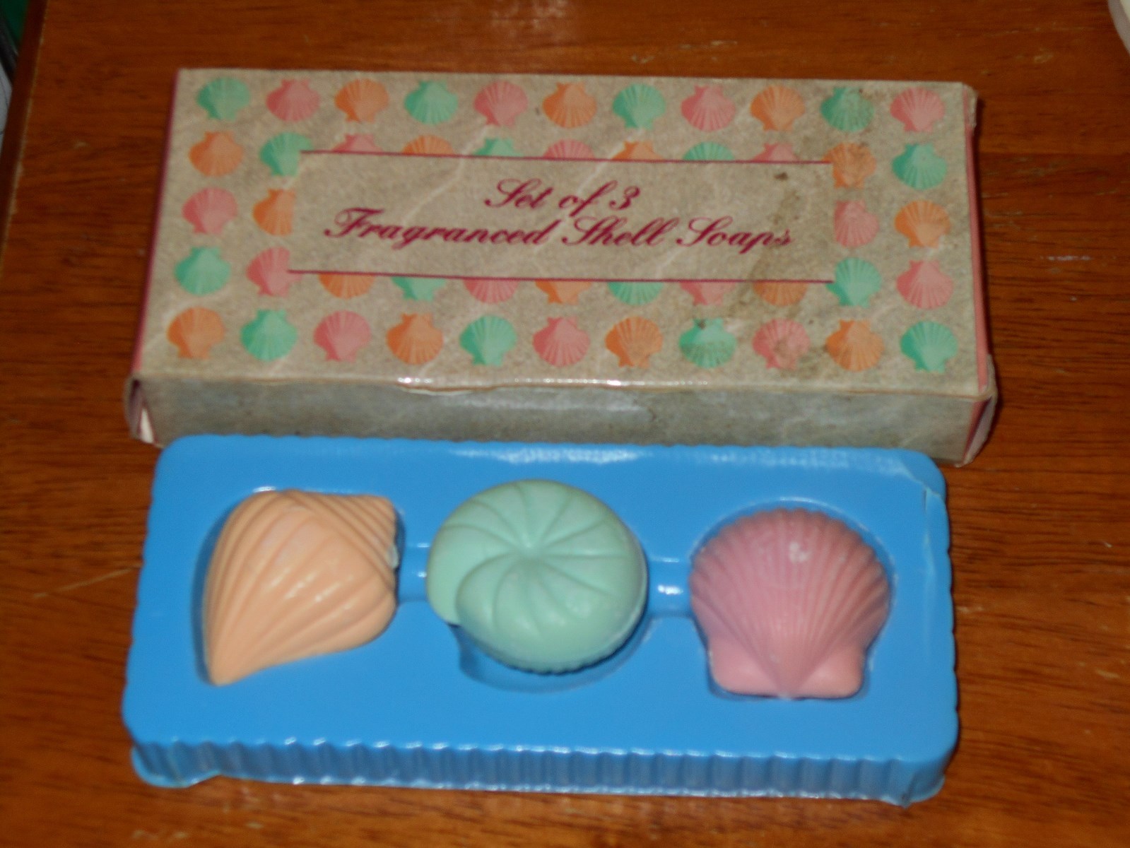 Women’s Vintage Rare Sea Shell 1 Pack Combination Set 3 Guest Soap Turkey HTF