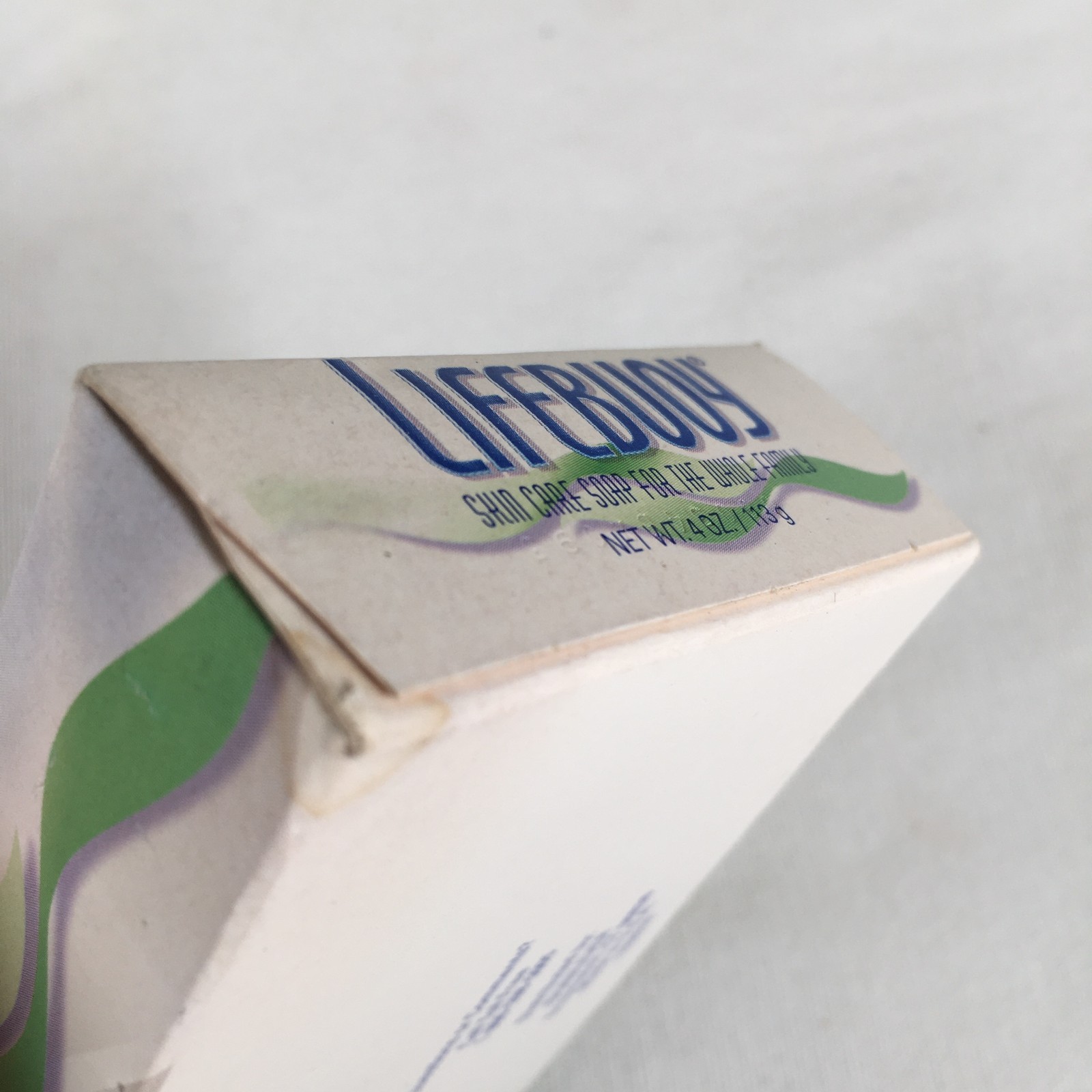 Rare Vintage Lifebuoy Soap 4oz Bar White Box Green Waves Made in USA NOS