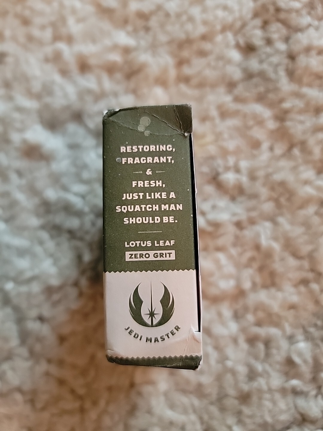 Dr. Squatch Disney Star Wars Men’s Natural Soap 5 oz Bar Yoda Wisdom Wash Lotus