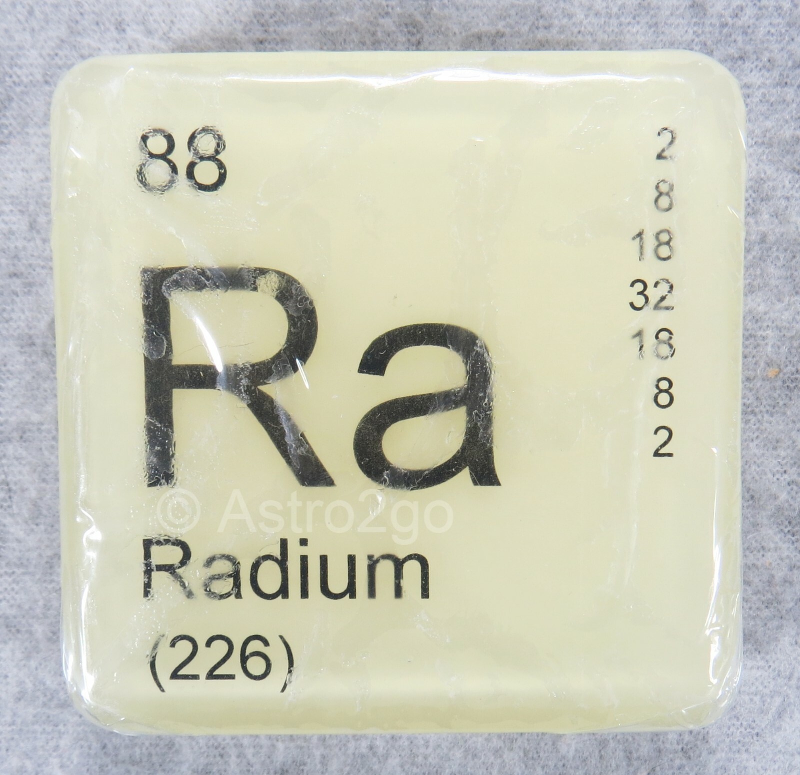 PERIODIC TABLE ELEMENT “Ra” RADIUM NOVELTY GLOW HAND SOAP-4 oz JUST BUBBLY NEW!