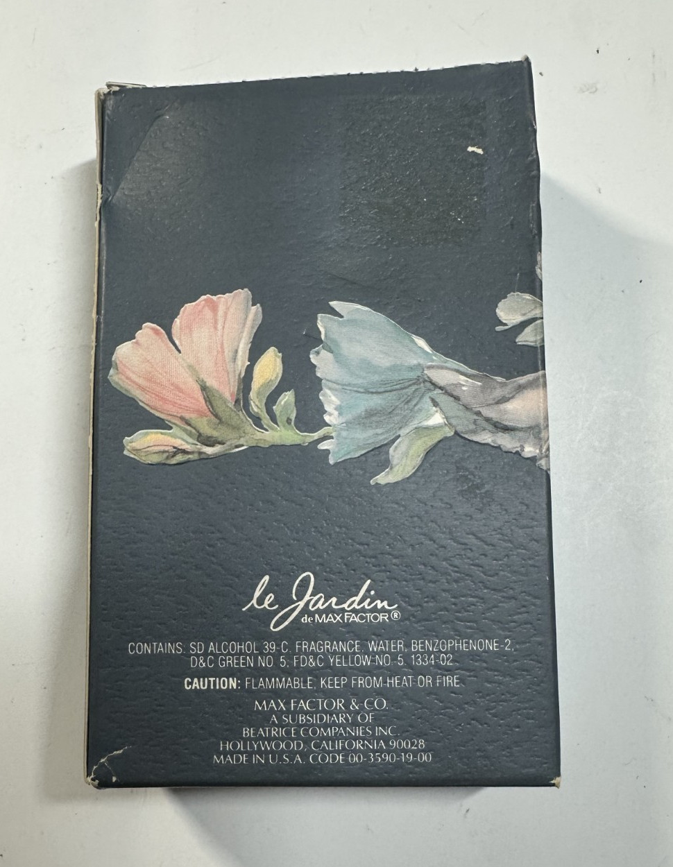 Max Factor Le Jardin EAU de Toilette spray 2 oz for Women New in Box.