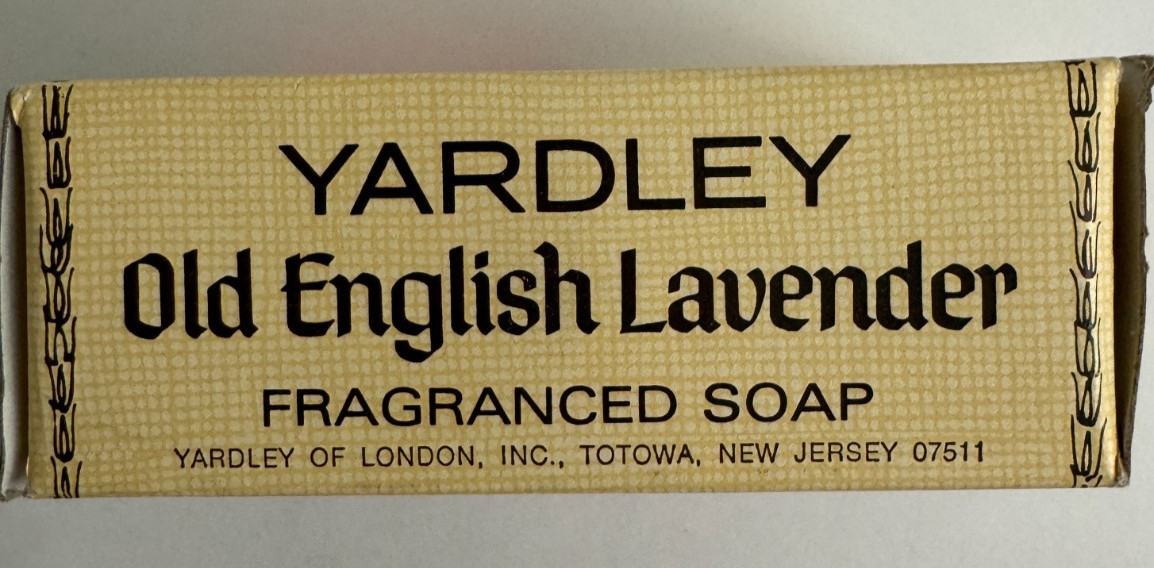 Vintage Y2K 1990s Yardley Old English Lavender Perfumed Soap 4-3/4 Oz.