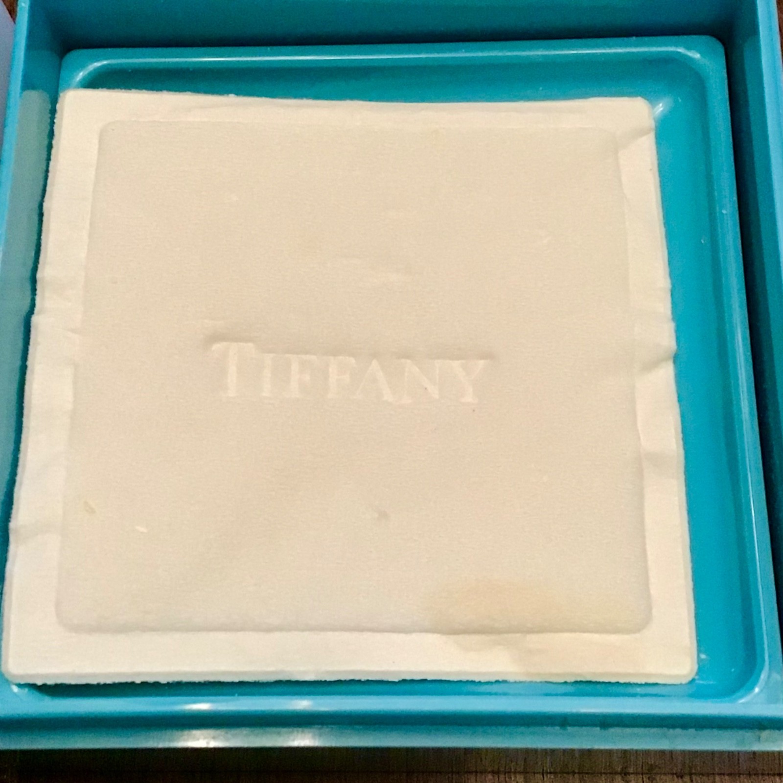 Tiffany & Co. 3.52 Oz. Net Wt. 100G Perfumed Soap in Case Unused READ