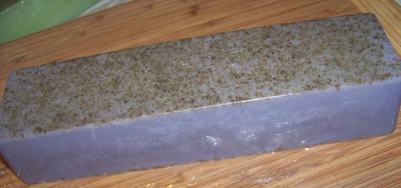 HOME-MADE GOAT’S MILK,SHEA, MANGO,COCOA BUTTER LAVENDER W/REAL BUDS 2lb 5oz Loaf
