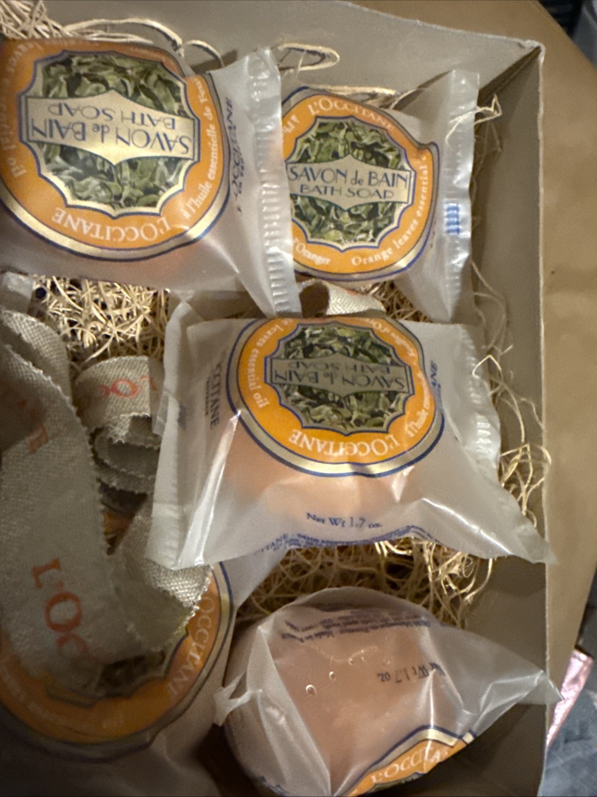 L OCCITANE ORANGE LEAVES ESSENTIAL OIL SOAP BARS 8 BARS 1.7oz EACH SLD PACKAGE