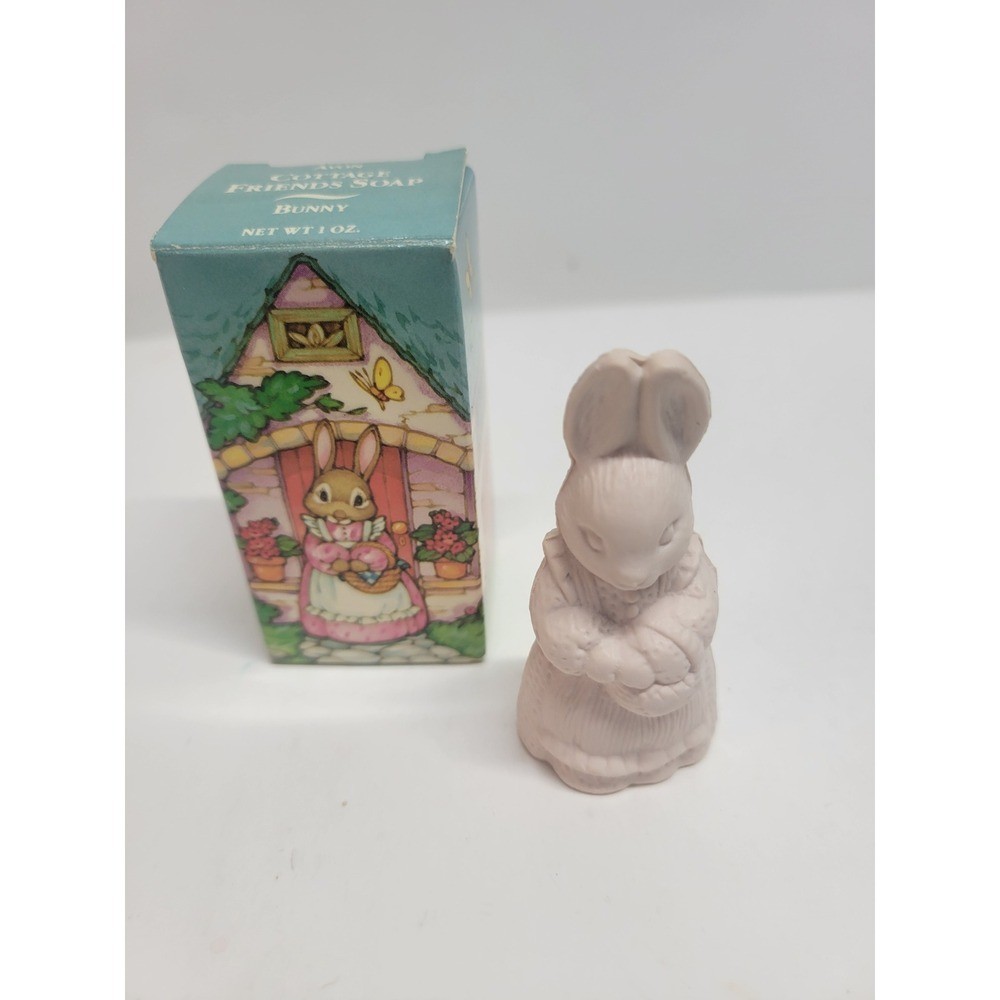 Avon Cottage Friends Soap Bunny NWT Easter Collectible Novelty Soap
