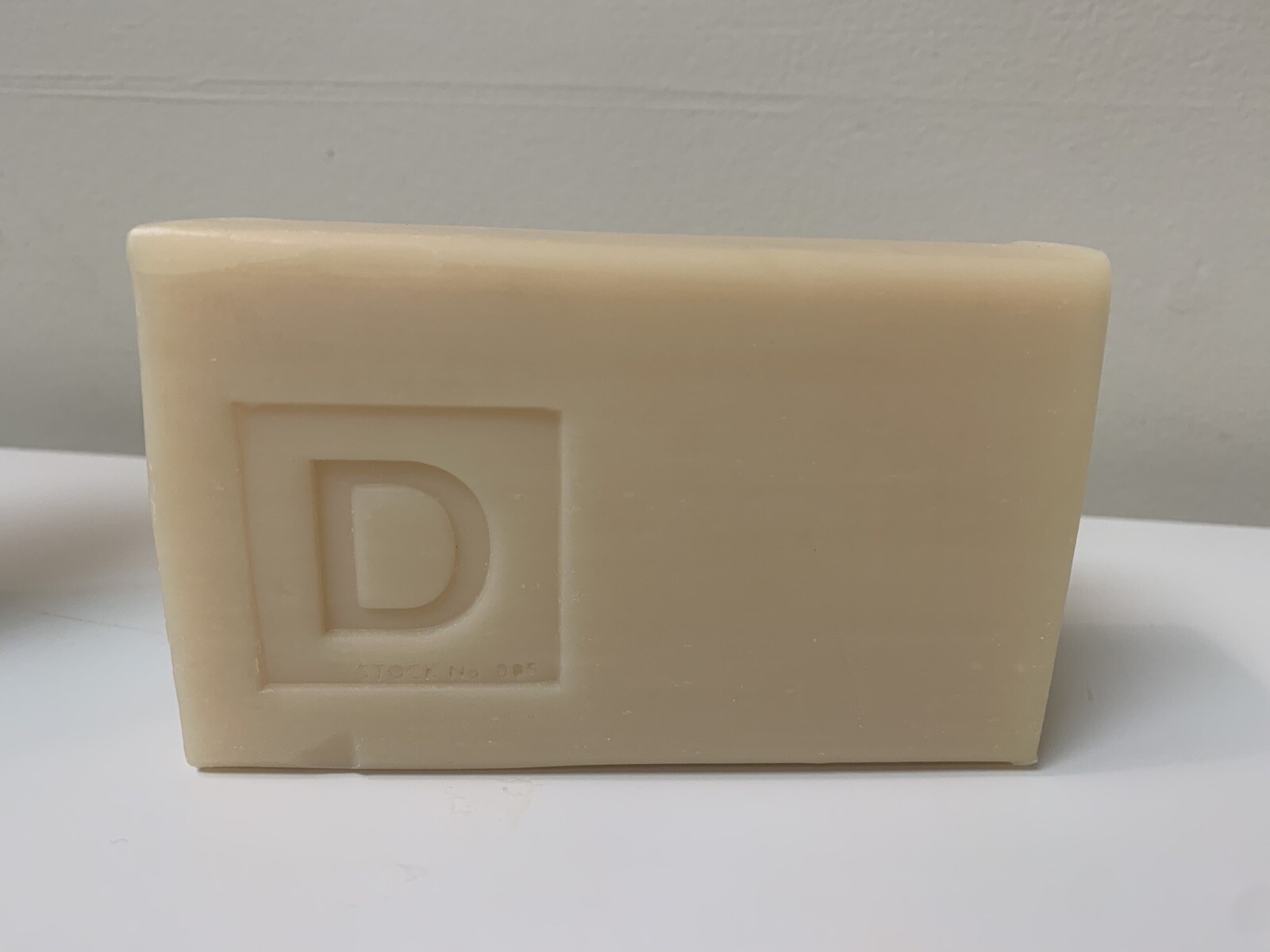 NEW Duke Cannon Big Ass Brick Of Soap Fresh Cut Pine 10 oz Mens Grooming USA