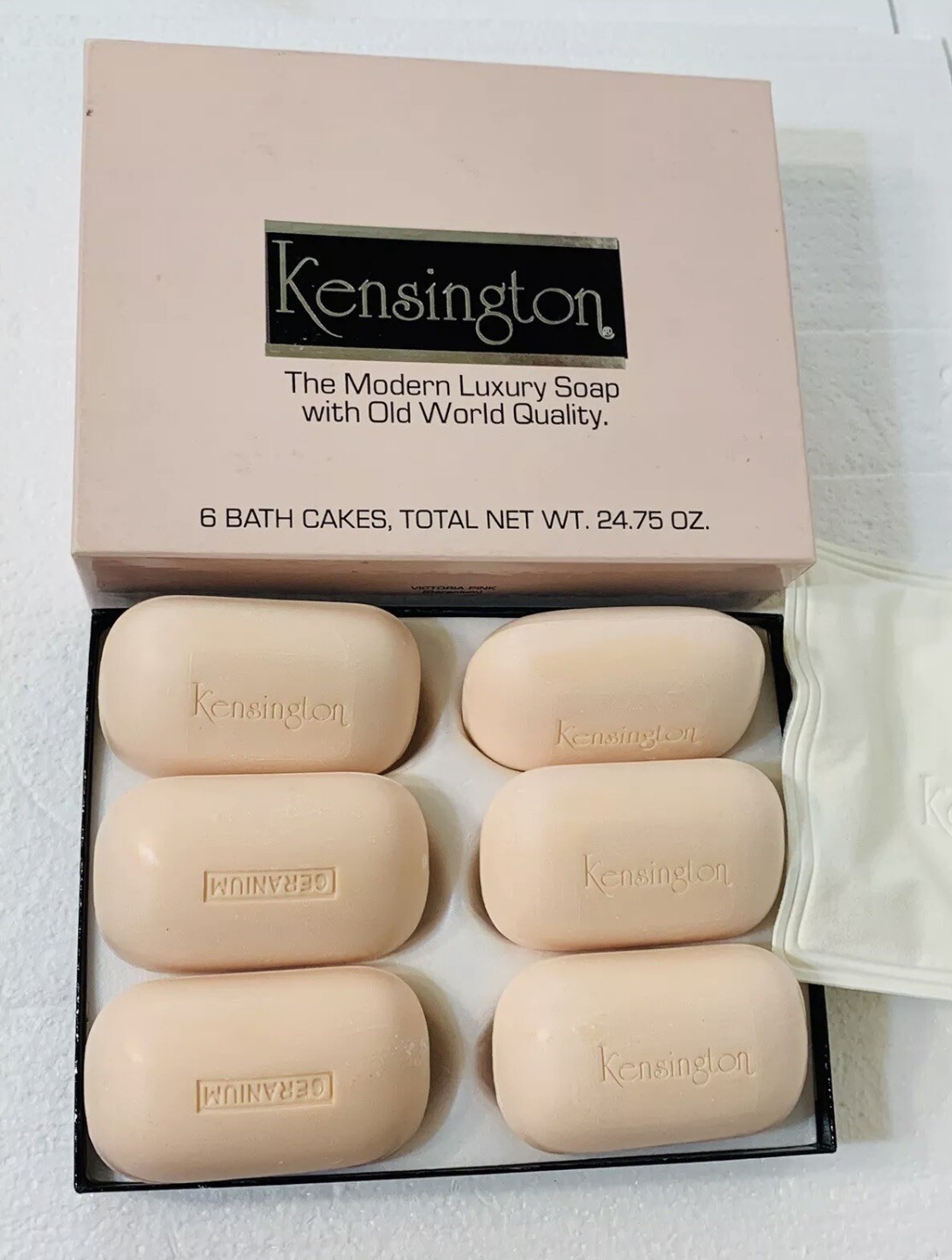 VINTAGE KENSINGTON 6 PC BOXED SET LUXURY GERANIUM SCENT BAR BATH SOAP 24.75 OZ