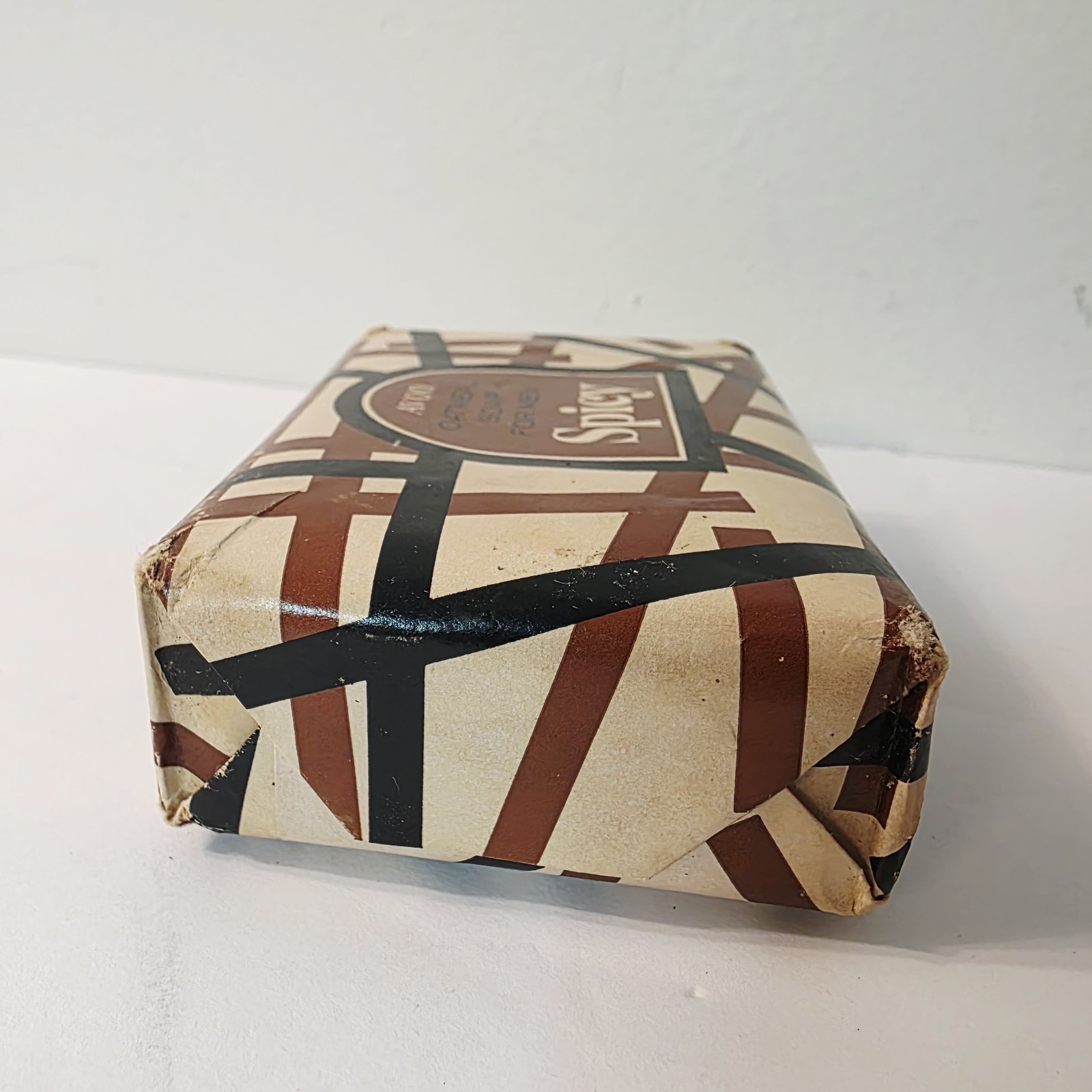 Vtg NOS Avon Oatmeal Bar Soap Spicy Refreshing Masculine Scent