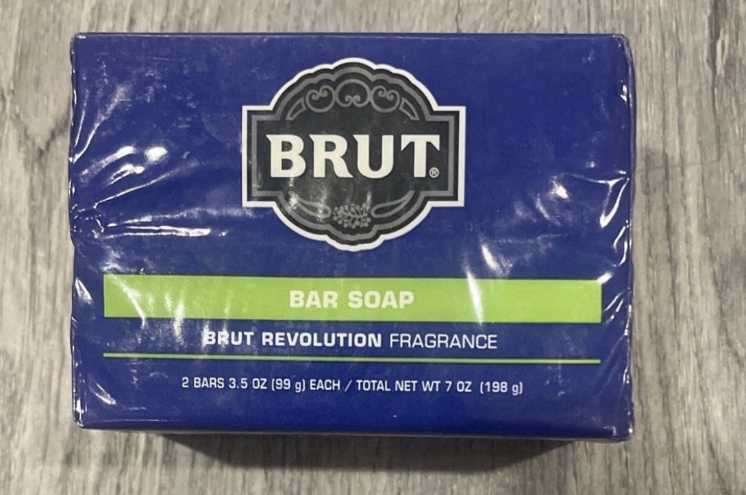 2 BRUT Bar Soaps Vintage Discontinued Revolution 3.5 Oz Each 7 Oz Total SEALED