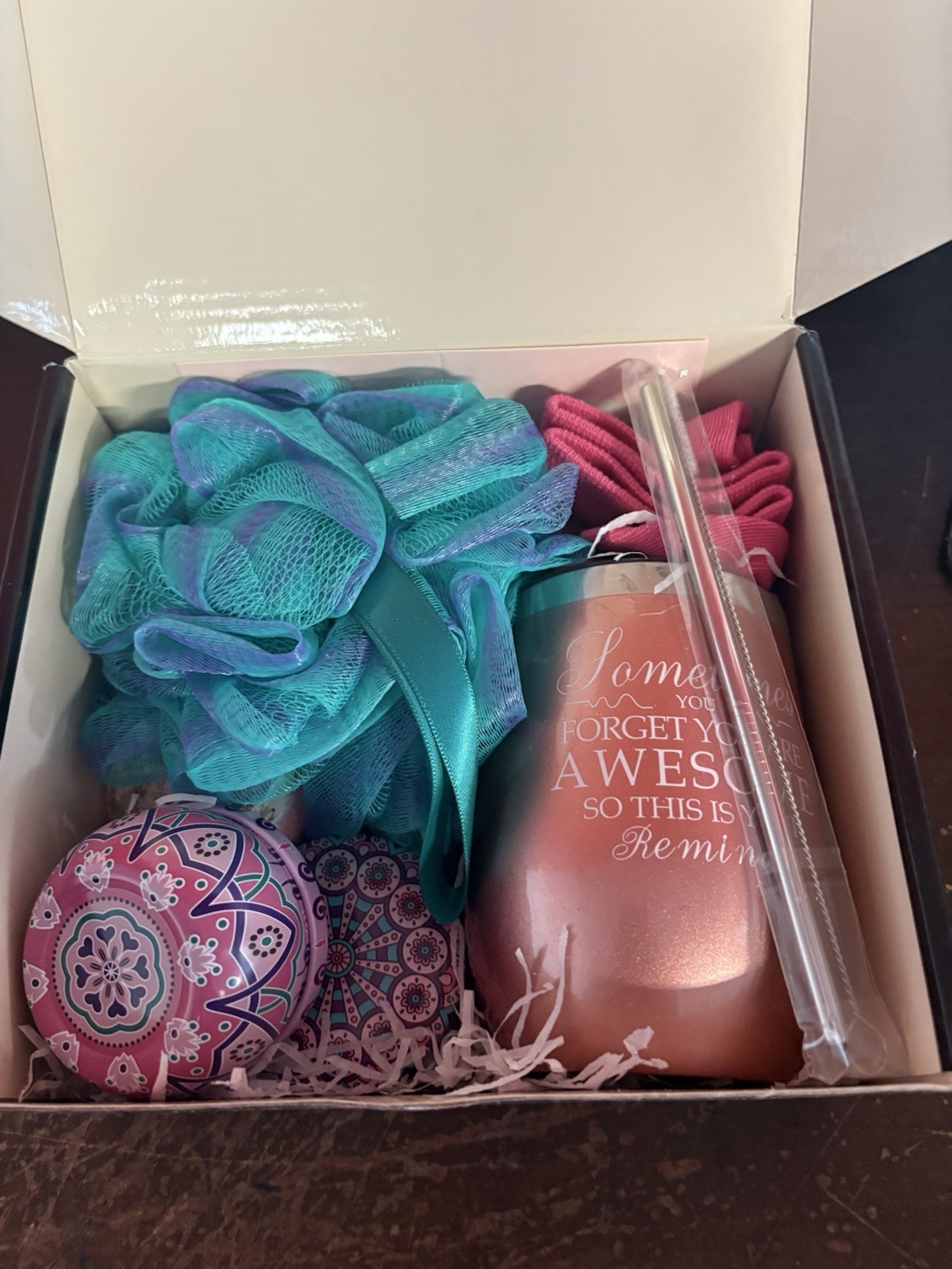 Gift Box with Note Card Perfect for Any Occasion