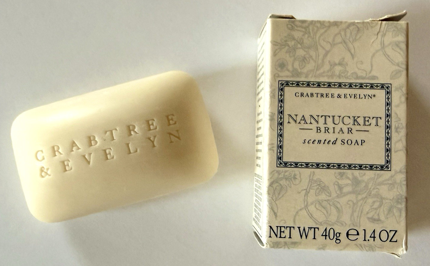 NIB Crabtree & Evelyn Nantucket Briar Scented Bath Soap Lemon/ Honey 1.4 oz Bar
