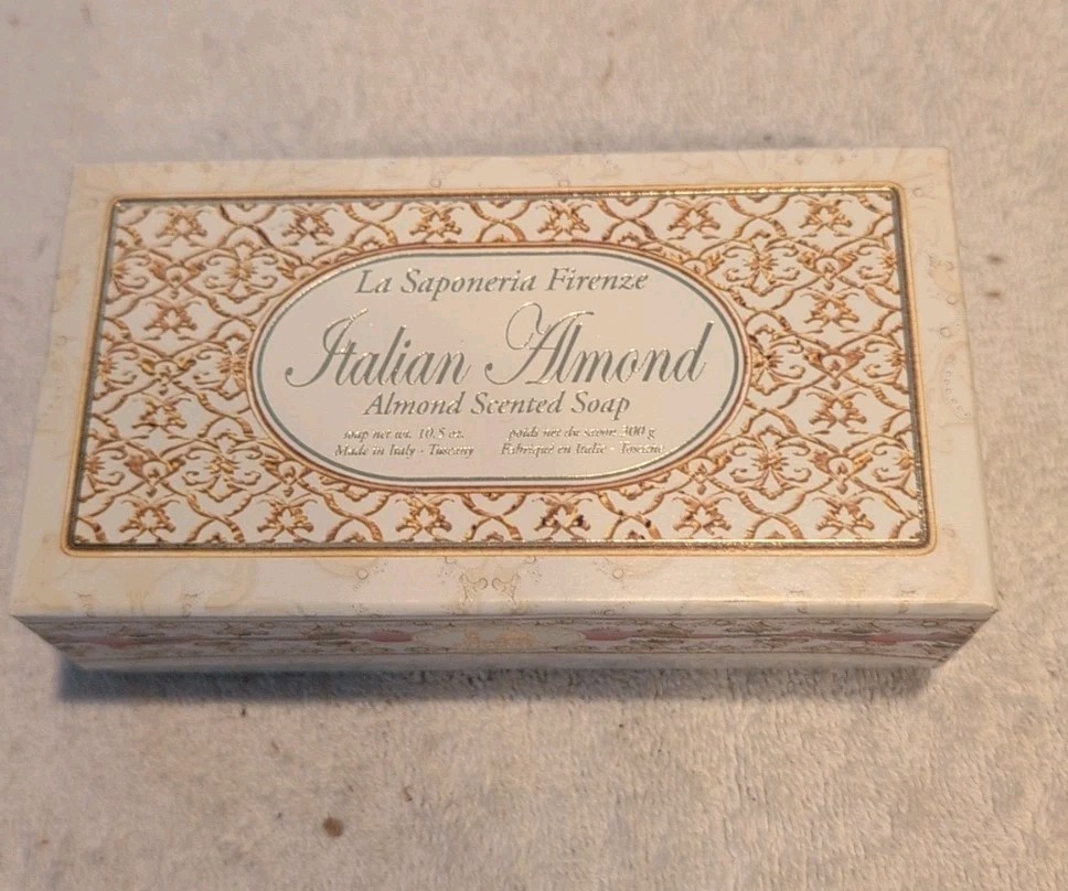 NEW La Saponeria Firenze Italian Almond Scented Bar Soap 10.5 oz SEALED