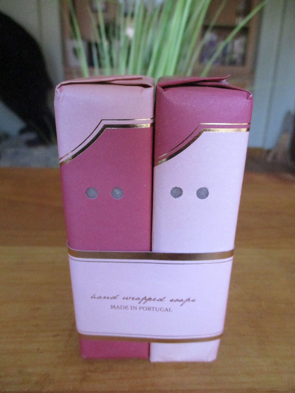 (x2) Castelbel STRAWBERRY MARTINI Luxury Soap 7 oz Each Made In Portugal NEW