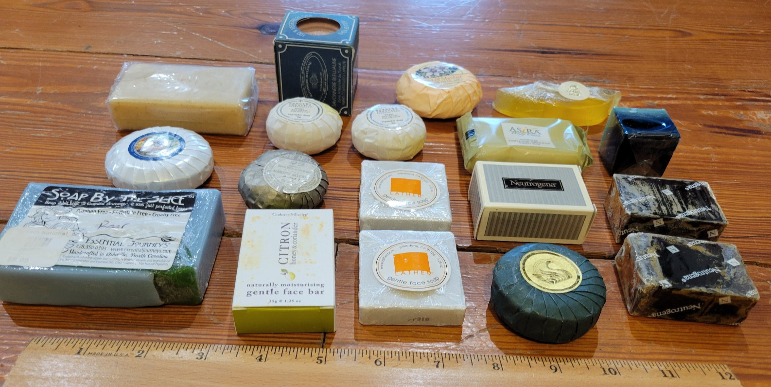 Lot of 18 Soap Bar Bath Face Yardley Asira Crabtree & Evelyn Lather Neutrogena