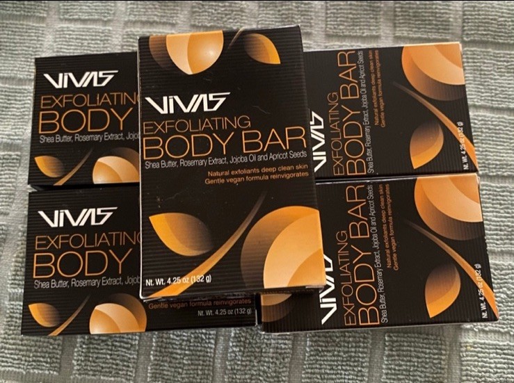 5bars Shea butter .Rosemary extract, Jojoba oil & Apricot seeds Exfoliating Soap