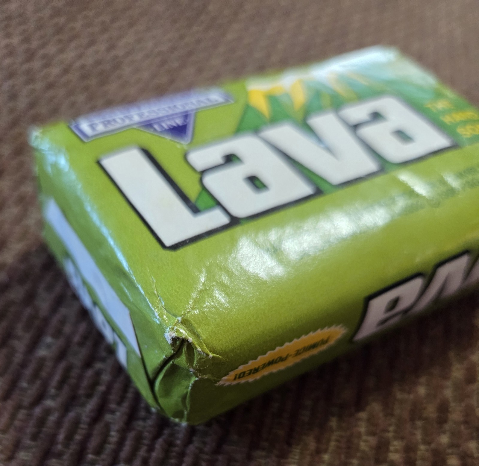 Vintage 1990 LAVA HAND SOAP 4 oz P&G Pumice Powered Professional Line