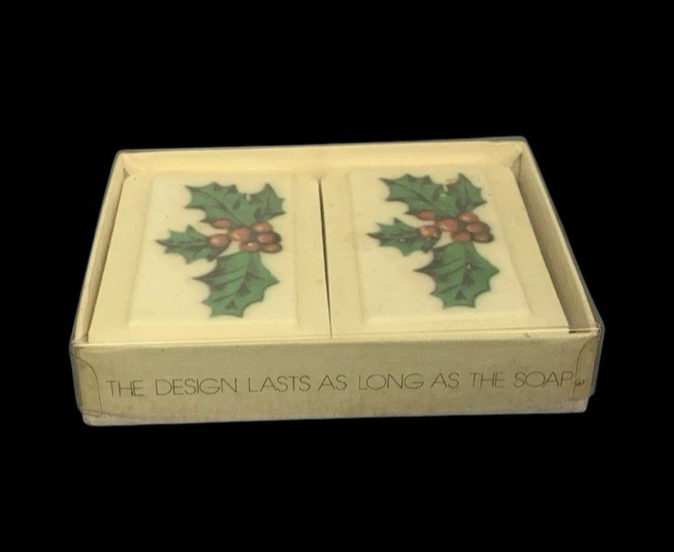 Katherine Gray Holiday Soap with Holly Design 2 bars 5.5 oz Vintage