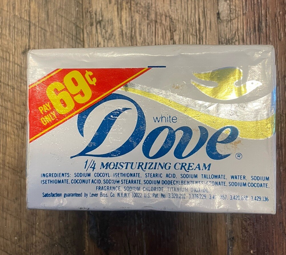 (2) Vintage Dove Beauty Bar Soap 3.5 Oz Pink & White *New Old Stock /NOS* Prop