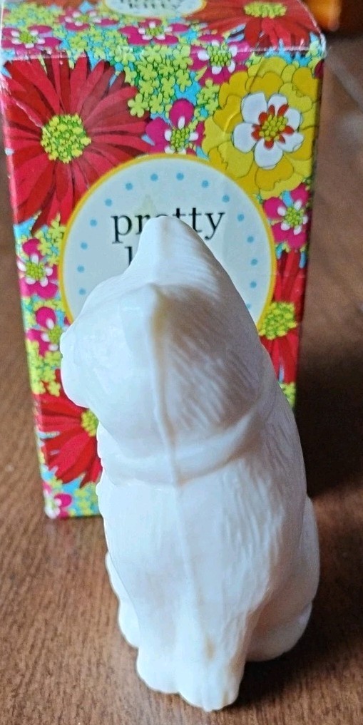 Pretty Kitty Luxurious Sculpted Soap NIB 😻