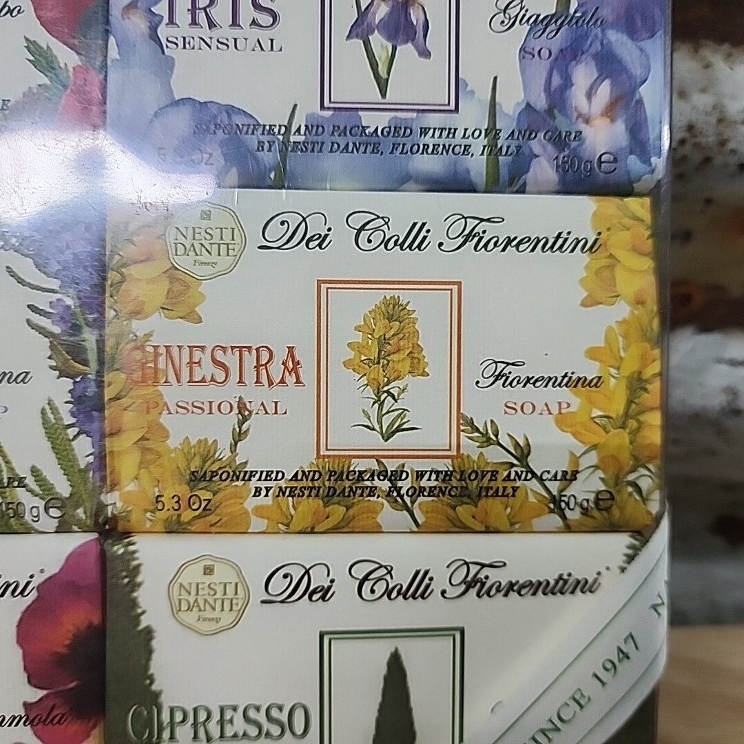 Nesti Dante Dei Colli Fiorentini Soap Collection Iris Poppy Cypress Violet Groom