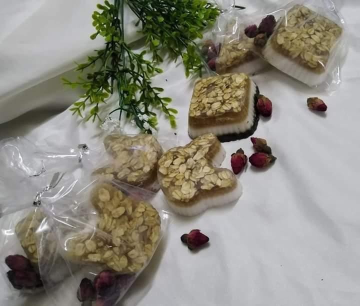 Handmade Natural Soap Bar – Organic Plant-Based Moisturizing Skin Care