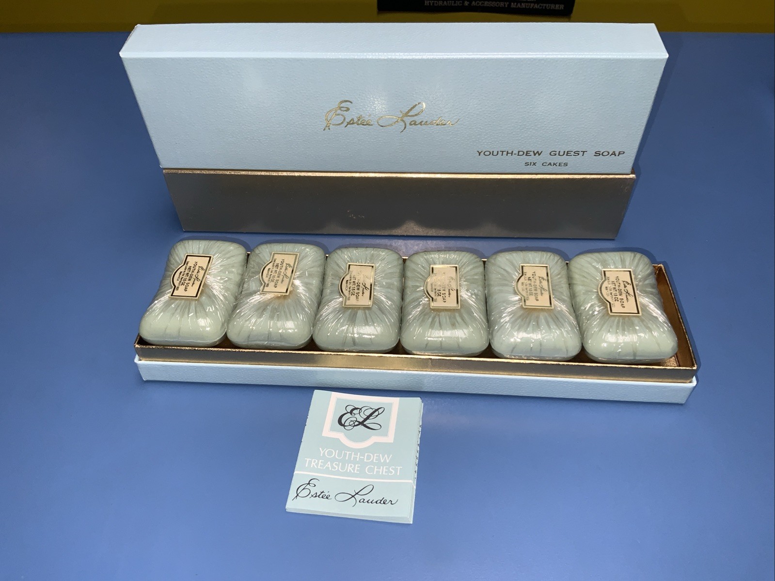 VINTAGE 80s Estée Lauder Youth Dew Guest Soap Multi Pack 6 Sealed Bars