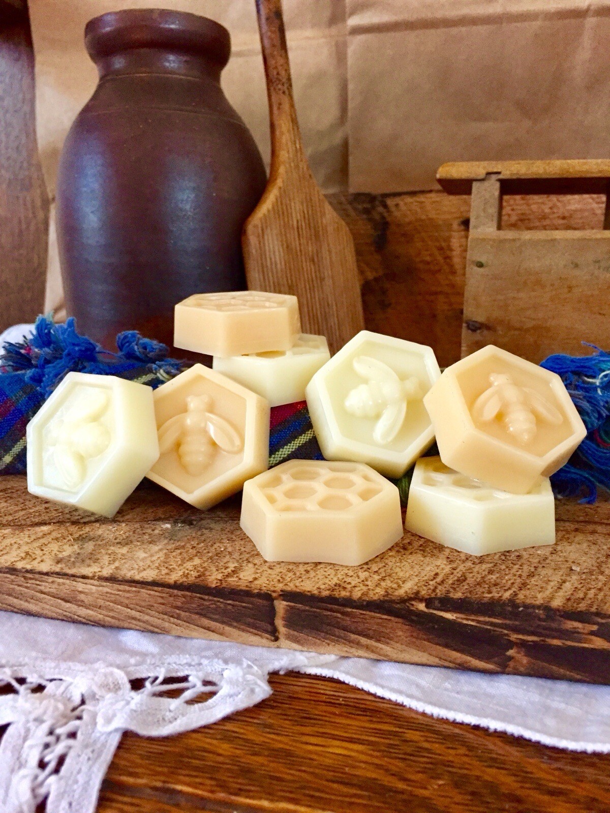 Soap HANDMADE: Honey Bee Soaps, 8 Individual Soaps Per Order, Guest Soap, Gifts