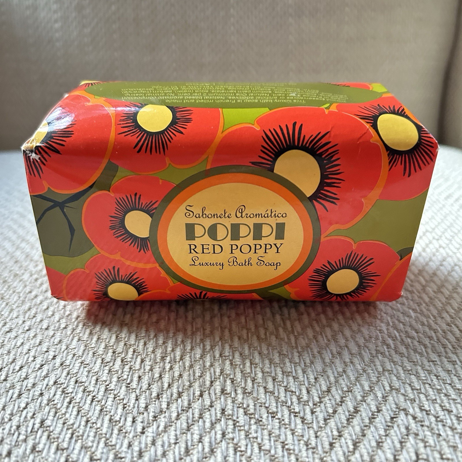 Lafco Poppi Red Poppy Luxury Bath Soap Bar Sabonete Aromatic Package Wear