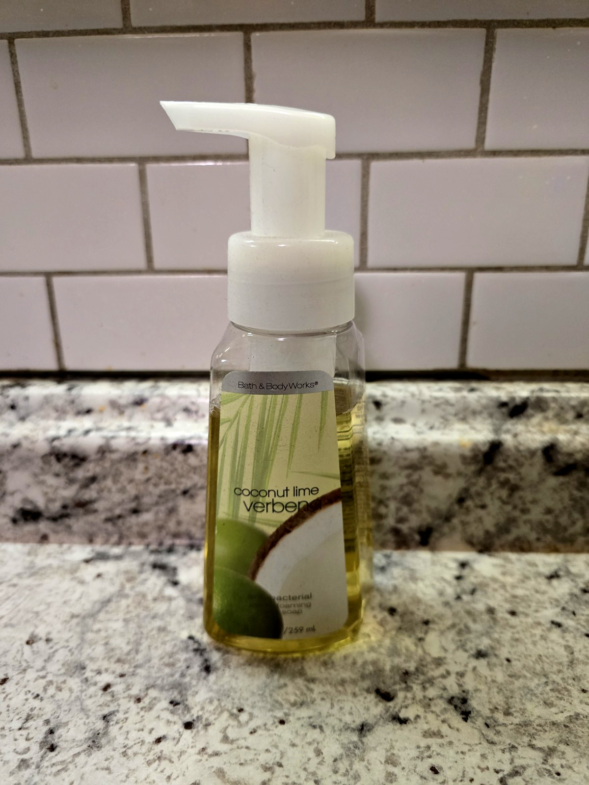 🥥🍈 RARE HTF Bath & Body Works Coconut Lime Verbena Gentle Foaming Hand Soap
