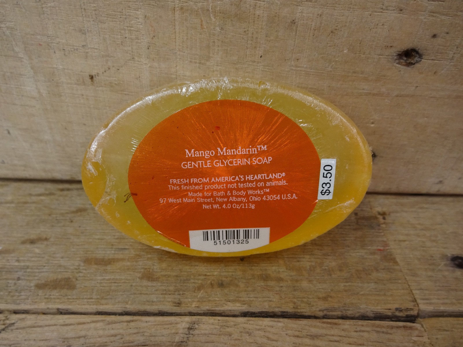 Bath & Body Works Gentle Glycerin Soap Bar 4 oz Mango Mandarin & Juniper Breeze