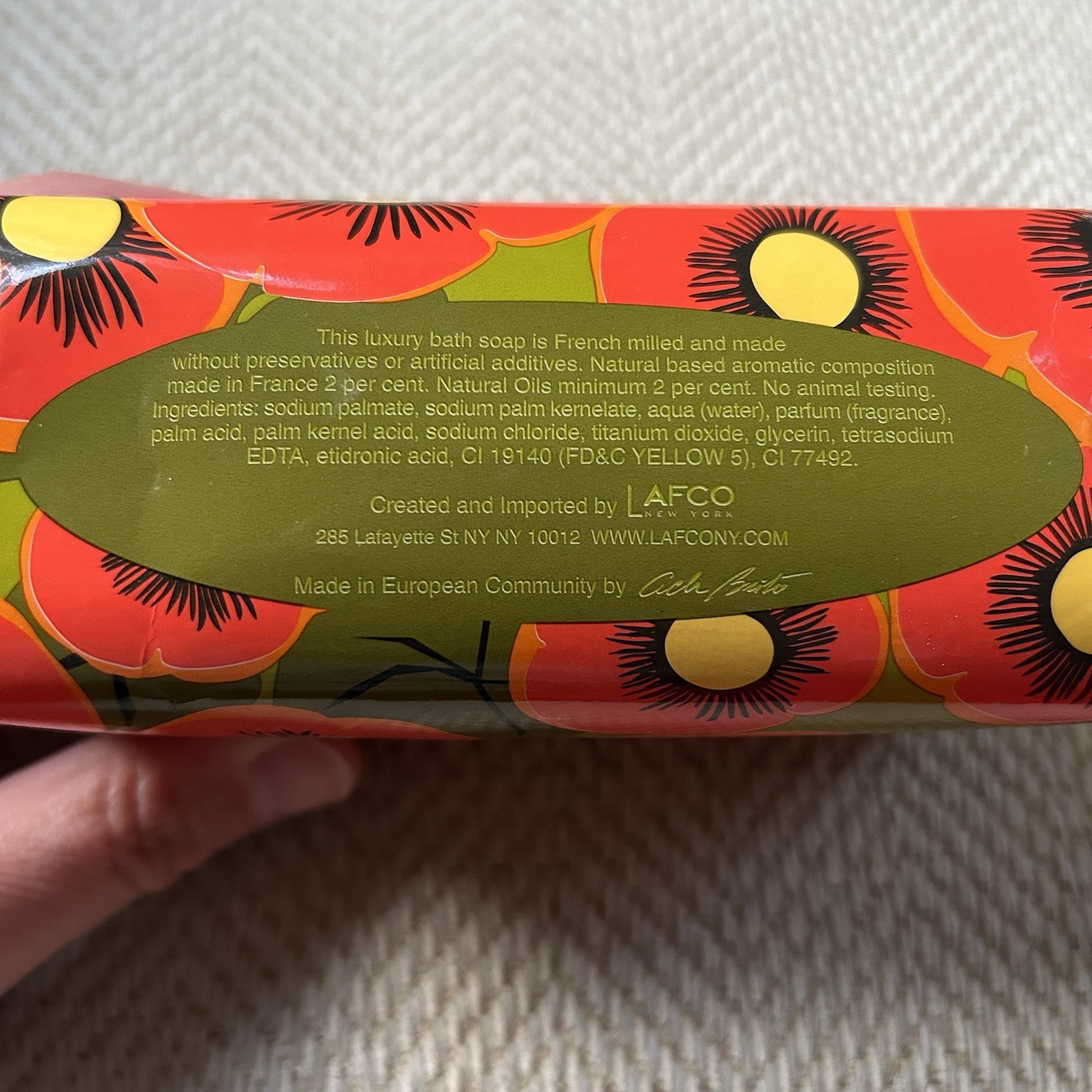 Lafco Poppi Red Poppy Luxury Bath Soap Bar Sabonete Aromatic Package Wear