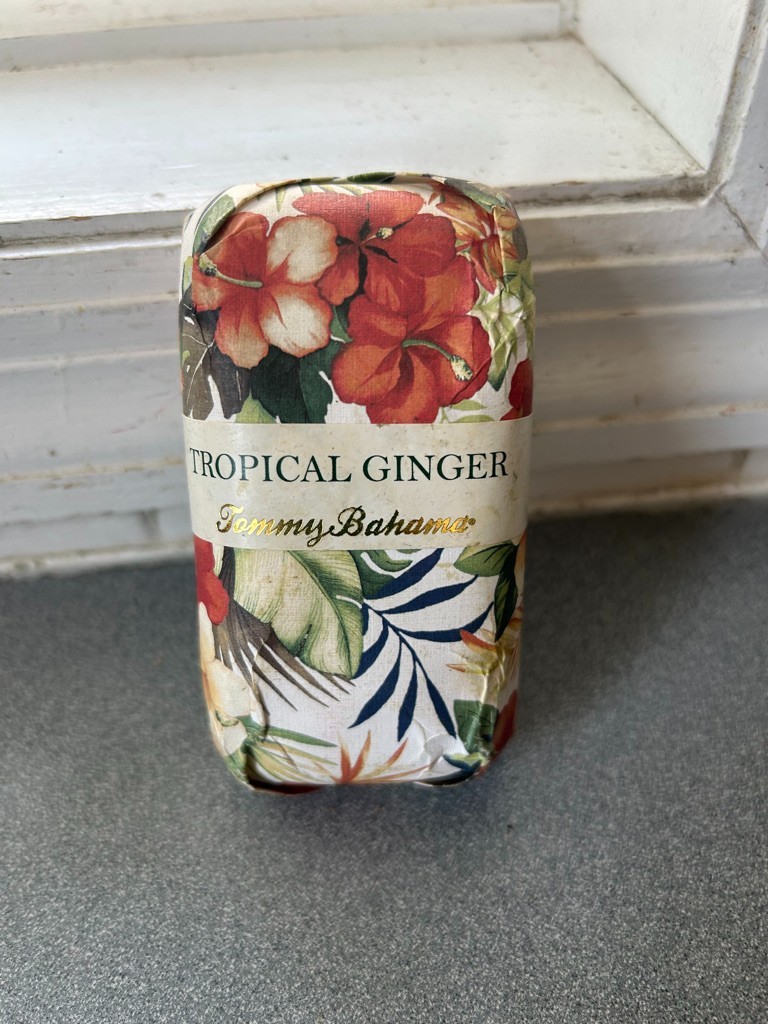 RARE TOMMY BAHAMA TROPICAL GINGER 6 OZ 170 g SOAP BAR USA