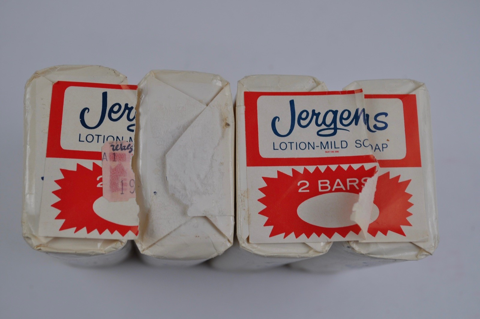 Vintage Lot of 4 JERGENS Lotion MILD Bar Soap 4.75 oz Facial Bath 60s