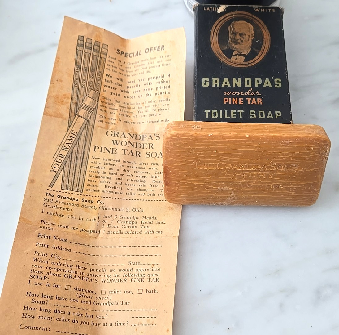 Vintage Grandpa’s Wonder Pine Tar Toilet Soap W/Instructions NOS