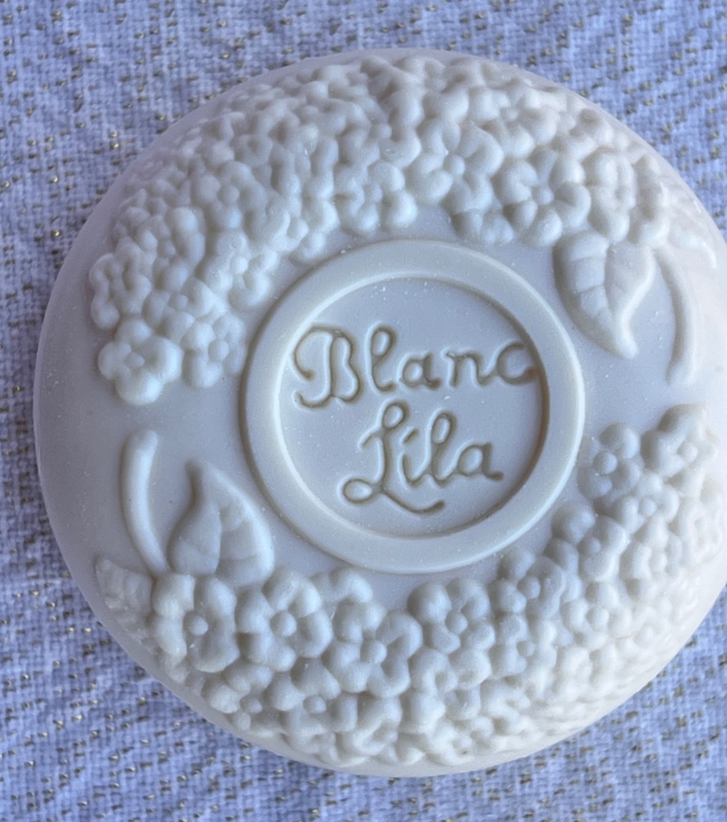 Petite Petite Blanc Lila Lilac Scented Soap Set Of Four 1.7 Oz Bars Gift Boxed