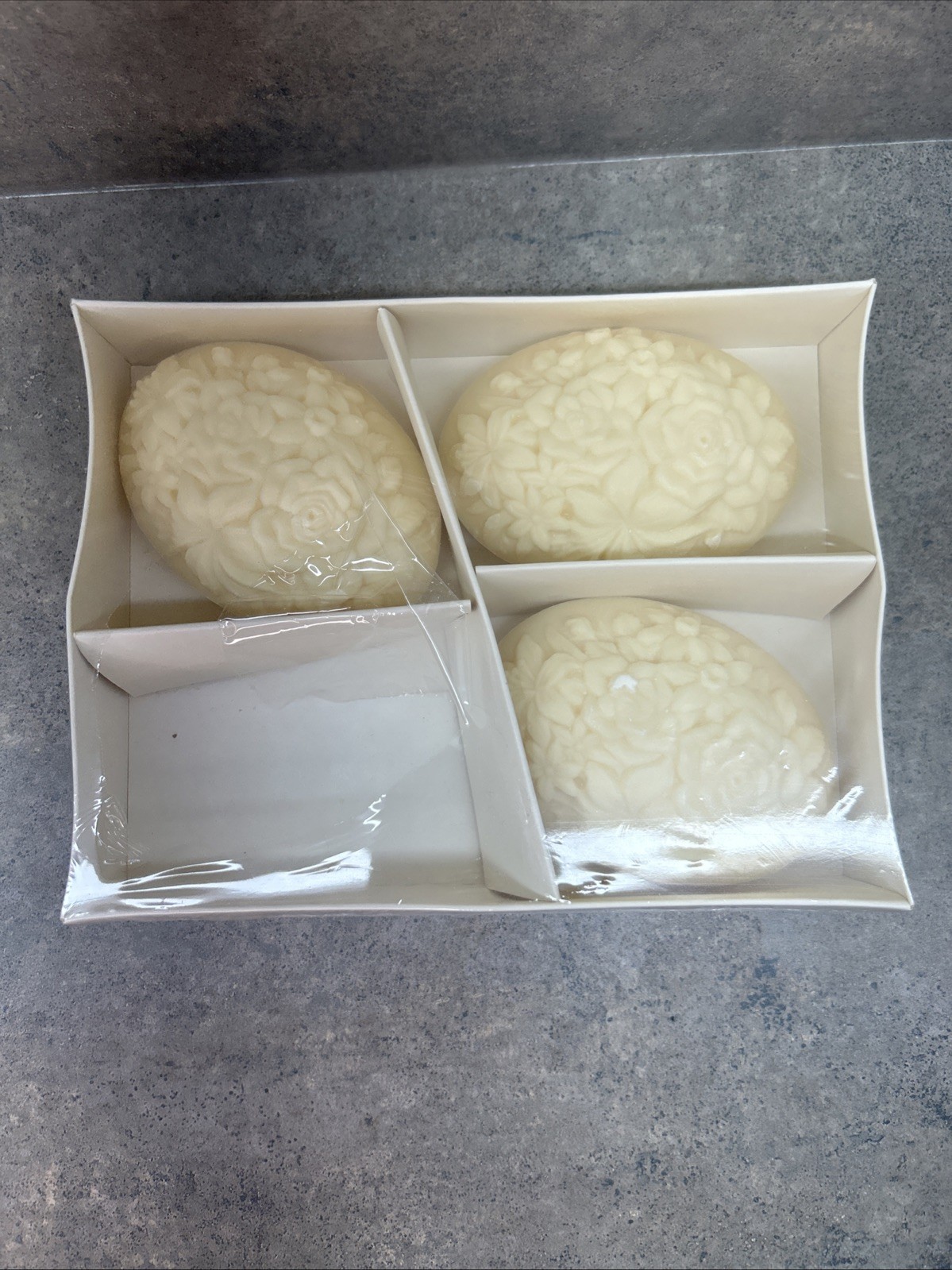L’air de Provence Jasmine Set Of 3 Soaps 3, 5.25 Oz Bars France
