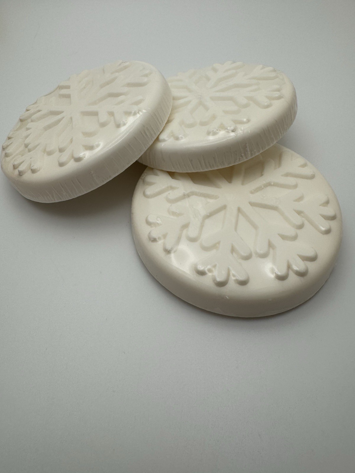 Crate & Barrel Snowflake Guest Soap Set of 3 White NWT Sealed USA