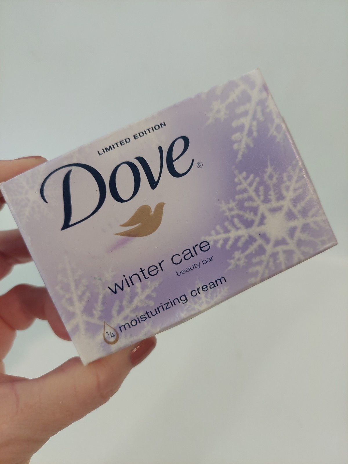 Dove Winter Care Moisturizing Cream Beauty Bar Soap Limited Edition Bar 4.25