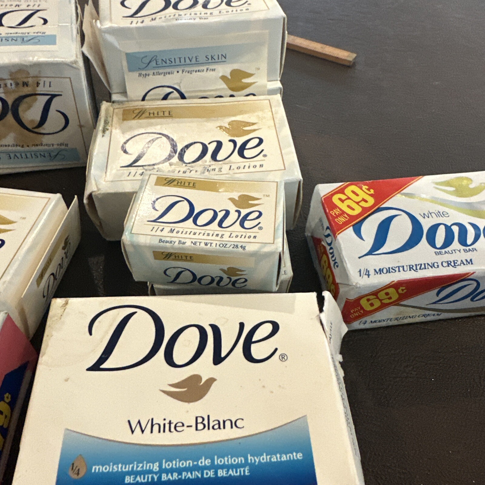 Vintage 1997 Dove Soap White 1/4 Moisture Lotion Bar 11 Pack Various Sizes