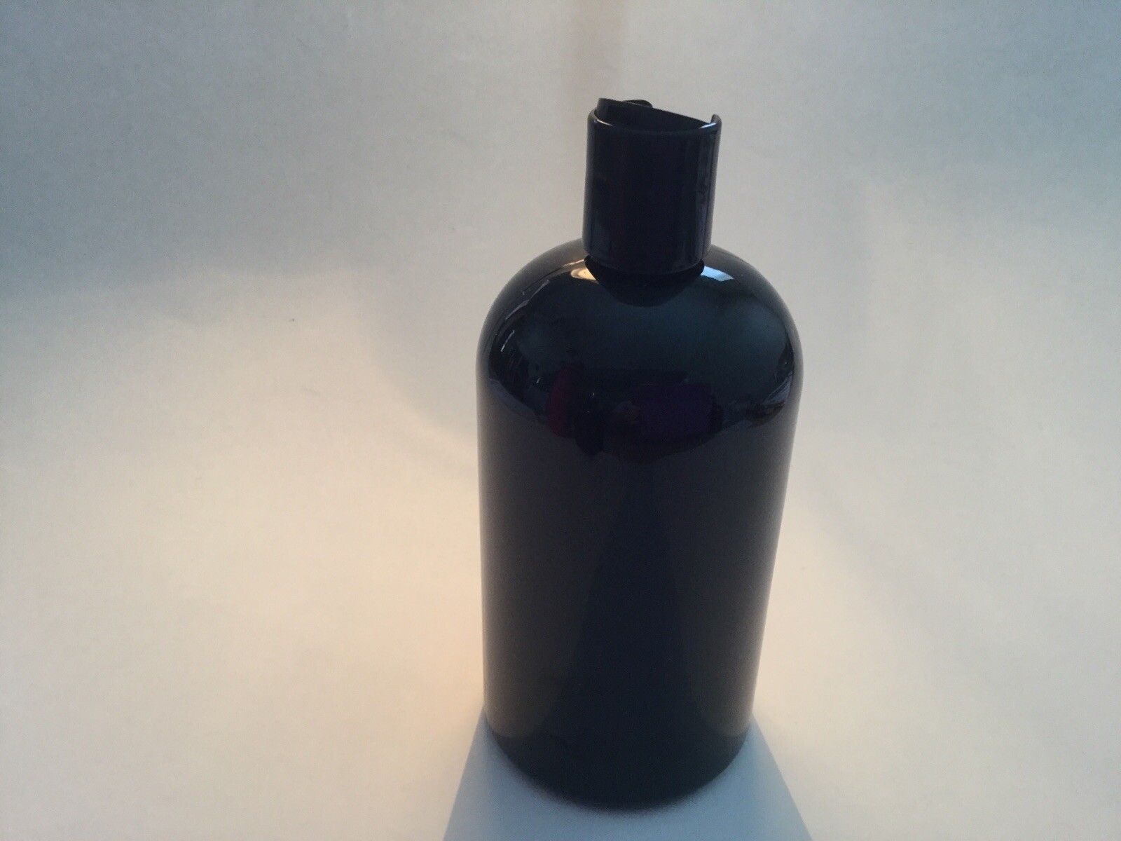 16 oz PET Plastic BPA Free 24/410 Black Boston Round Bottles with caps SALE