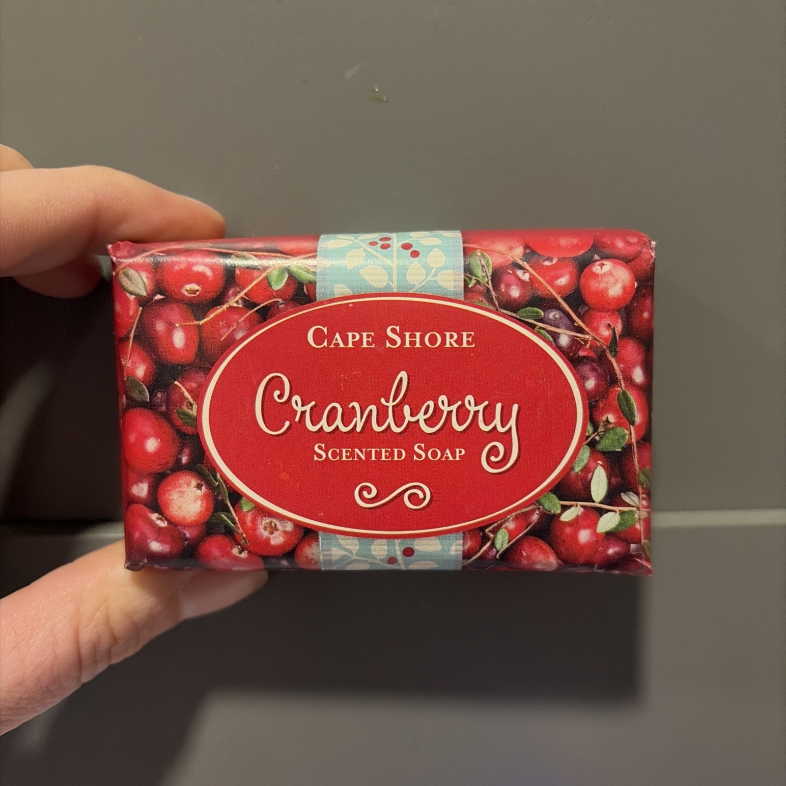 Vintage Cape Shore Cranberry Bar Soap 3. oz Vtg Prop Holiday
