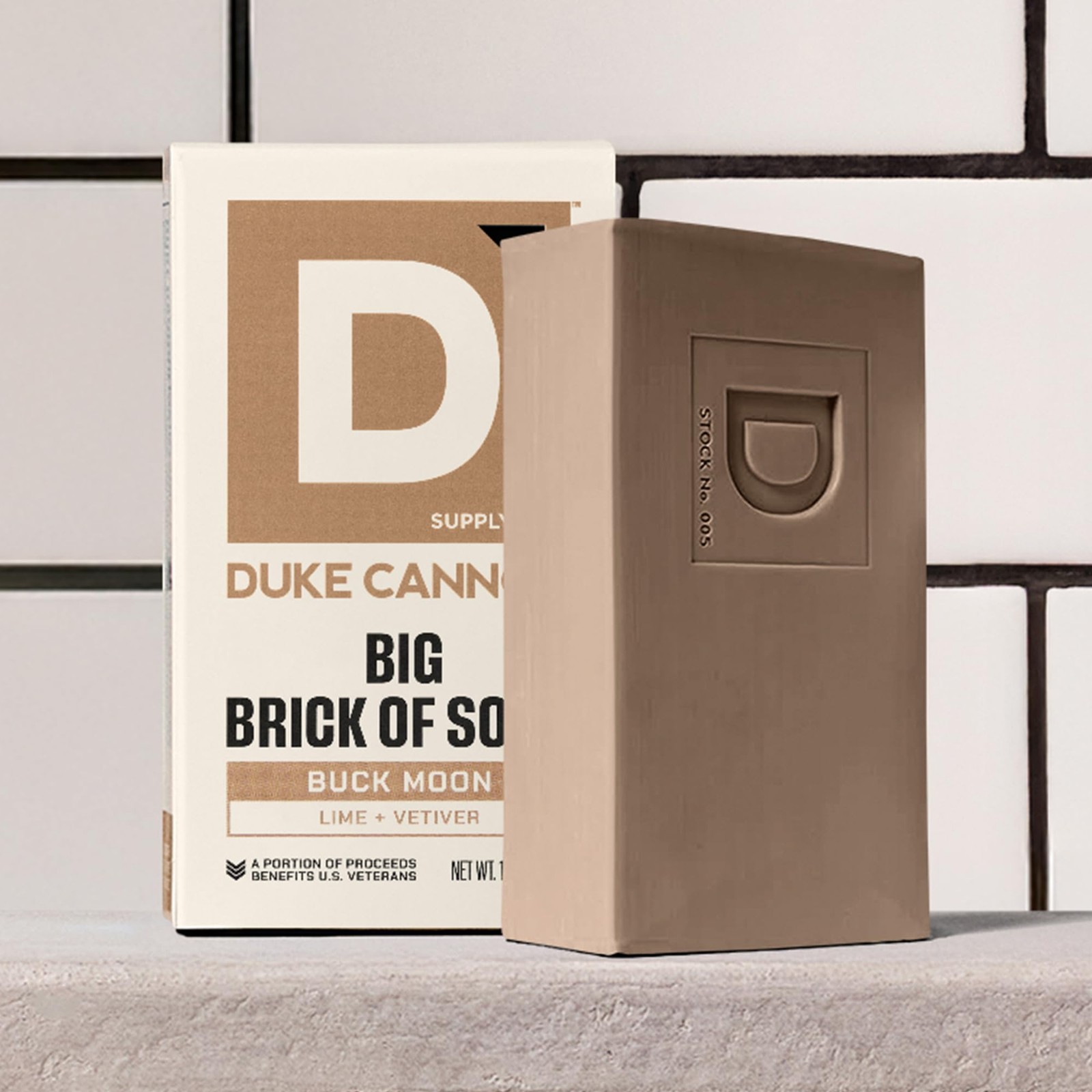 Duke Cannon Supply Co. Extra Large Bar Soap – Men’s 10 Ounce (Pack of 1)