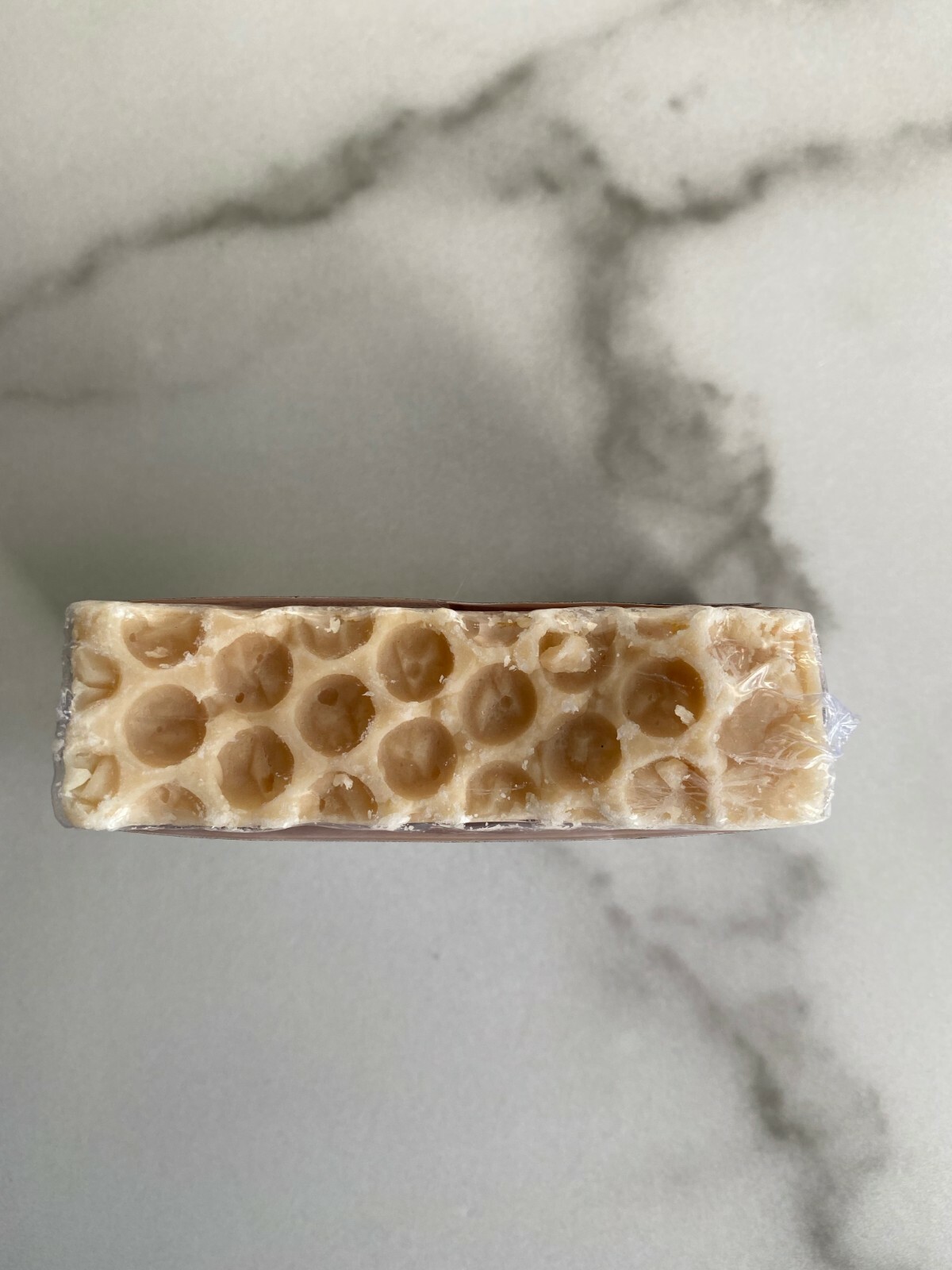 BeeHive Soap Vegan Lot of 4-4 oz handcrafted all natural made with Raw Honey 