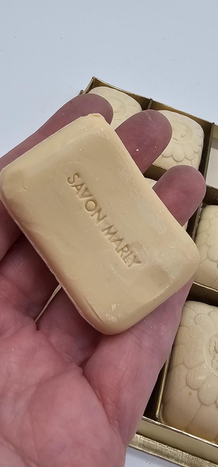 Vintage Savon Marly Decorative Guest Soaps 12 Bars Box Set NOS