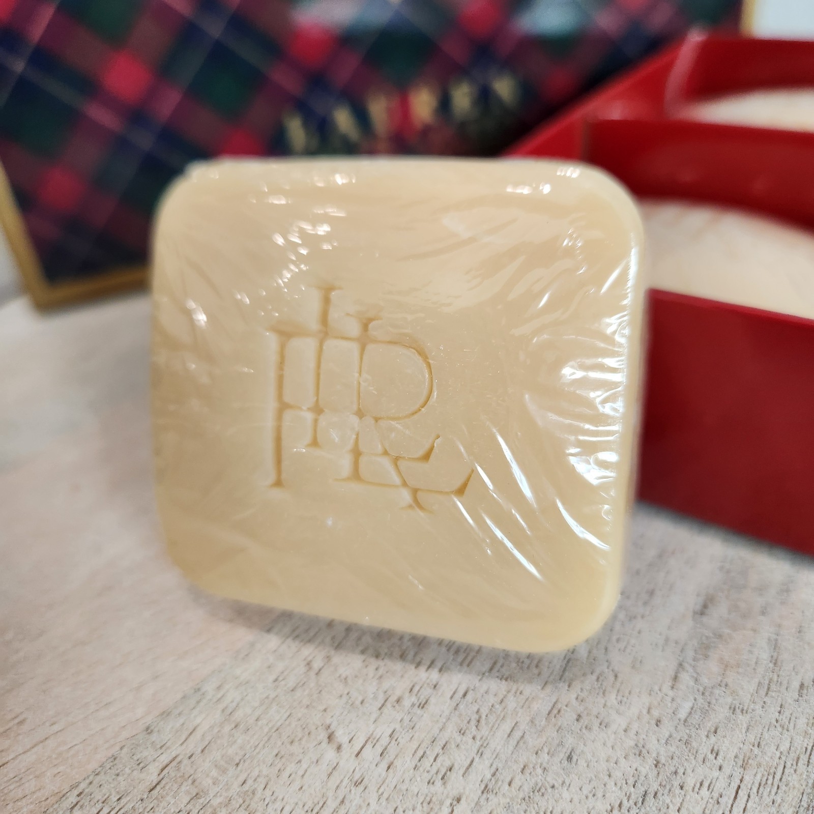 NEW In Gift Box Lauren Ralph Lauren SET OF 6 Holiday Spice Scented Luxury Soaps